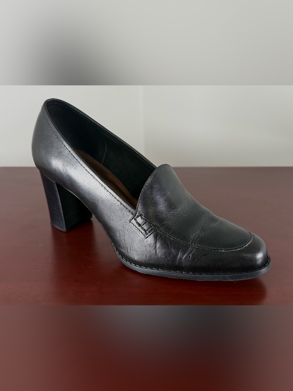 Vintage 90s Westies Women’s Black Leather Heeled Loafers Block Heel 7.5M